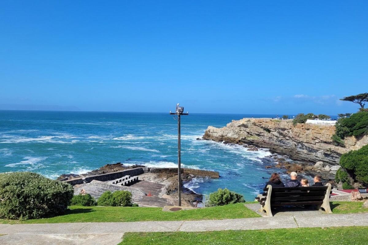 Whale Watchers Studio Apartment Hermanus Luaran gambar